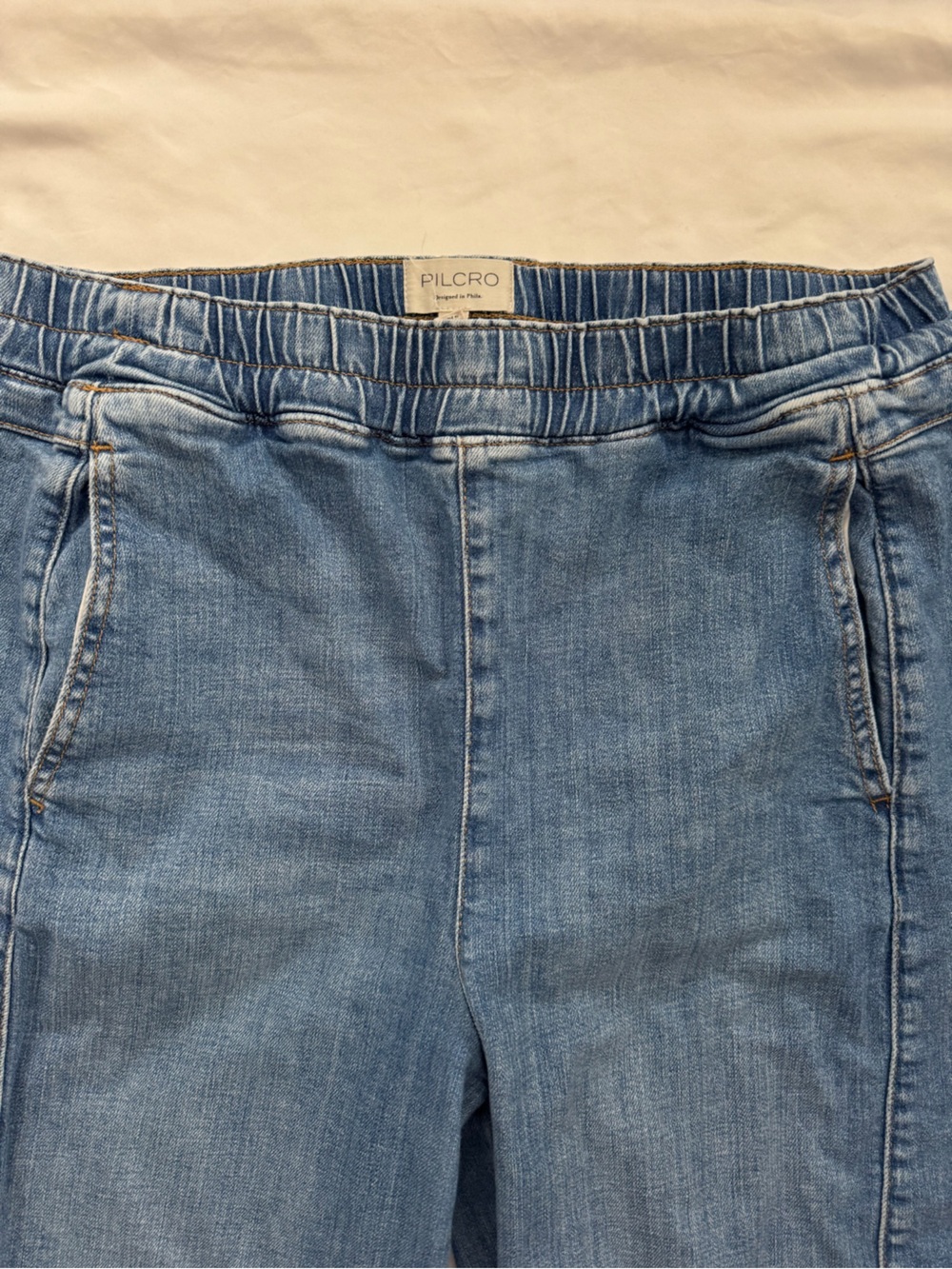 Anthropologie Pilcro Izzie Relaxed Pull-On Barrel Jeans - Picture 7 of 10
